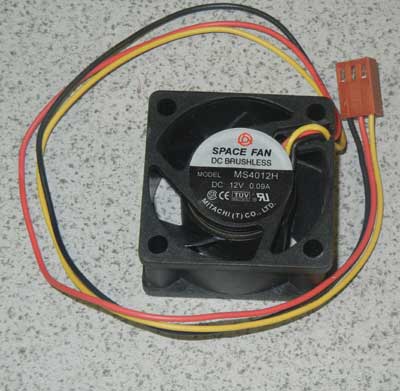 Hitachi MS4012H 40mm case fan with 3 pin power connector