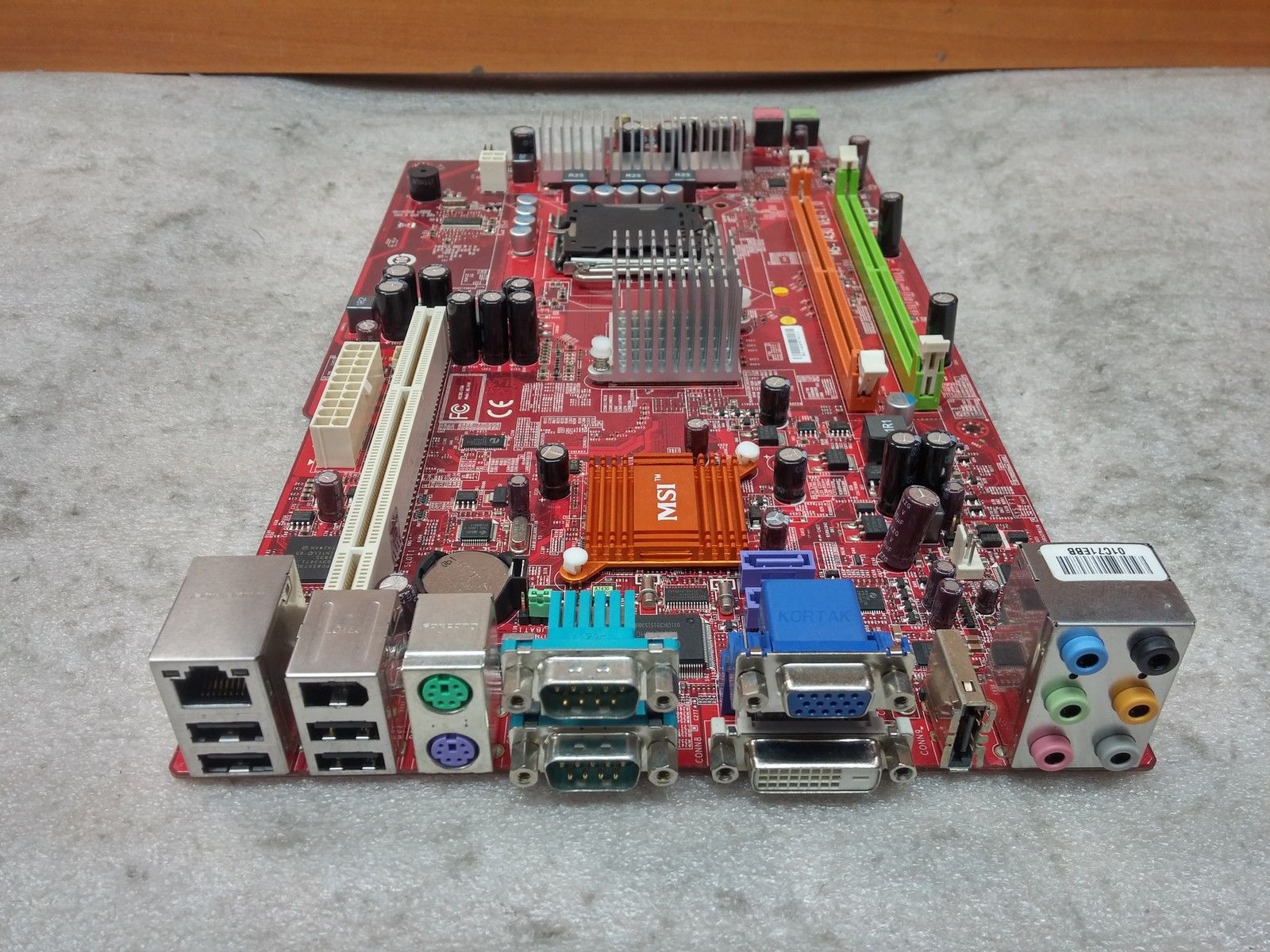 MSI MS-7430 Motherboard