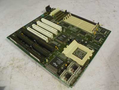 QDI Explorer P51430VX socket 7 baby at motherboard