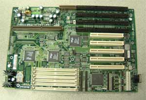 Supermicro SUPER P6SNE II  slot 1 motherboard, AT motherboard, Slot 1 Pentium II, 5 PCI, 4 ISA slots