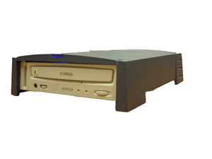 LaCie 103677 8x4x24x External SCSI CD-RW