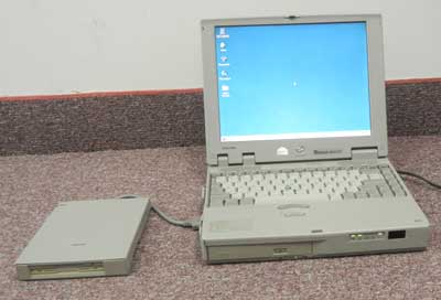refurbished laptop with windows 95, serial port, floppy drive, ...Toshiba Tecra 500CDT